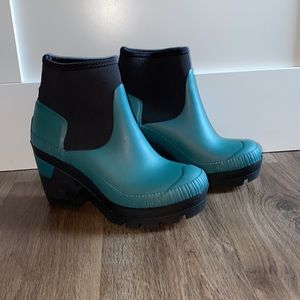 Hunter rain boots